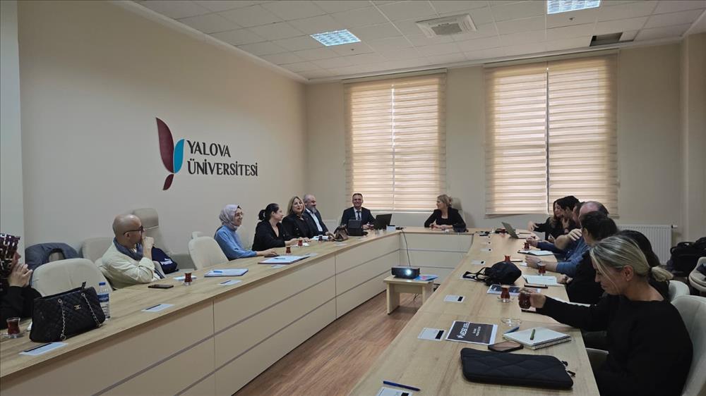 Yalova Üniversitesi’nde MEDEK Programı Bilgi Paylaşımı Toplantısı Gerçekleştirildi 