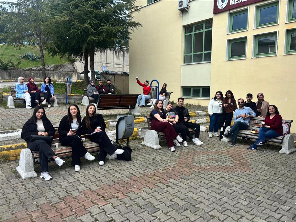 Termal SHMYO’da Öğrencilerle Samimi Kahve Buluşması