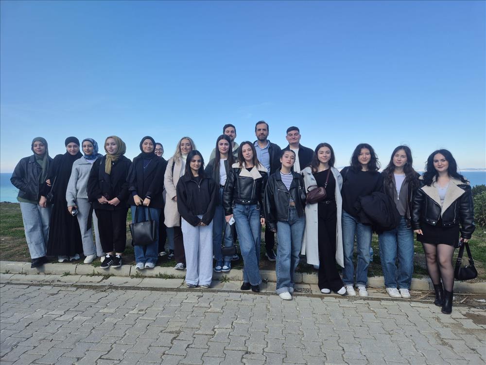 Müdürümüz ve Öğrencilerimiz “Ay Şahit: Şerife Bacı” Tiyatrosunda Buluştu