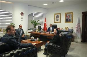 Termal Sağlık Hizmetleri Meslek Yüksekokulu Müdürü ve Müdür Yardımcıları Yalova İl Sağlık MüdürüUzm. Dr. Halim Ömer Kaşıkcı’yı makamında ziyaret etti.